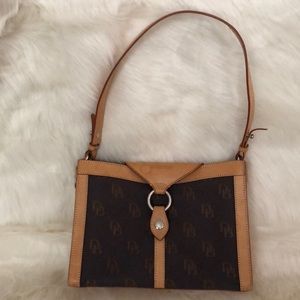 Dooney & Bourke Pocketbook